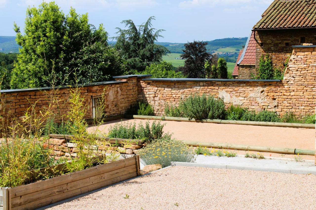 Le Clos Des Pierres Rouges Burgy Bagian luar foto